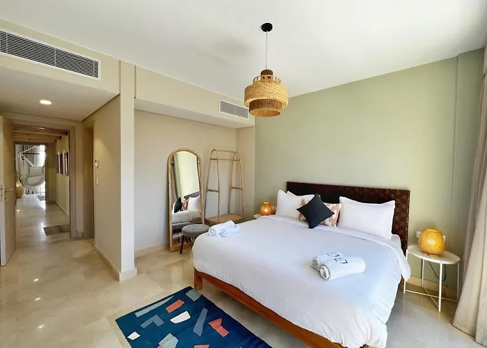 Appartement Spectacular & Soaring 2 Bdr W Private Rooftop Jacuzzi & Access *