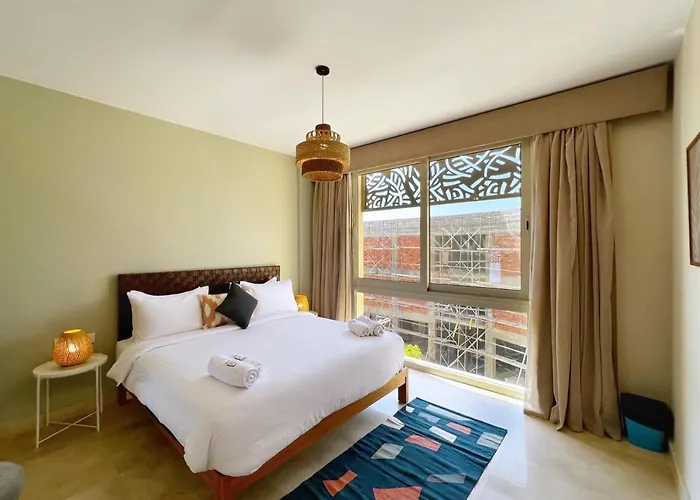 Spectacular & Soaring 2 Bdr W Private Rooftop Jacuzzi & Access Appartement *